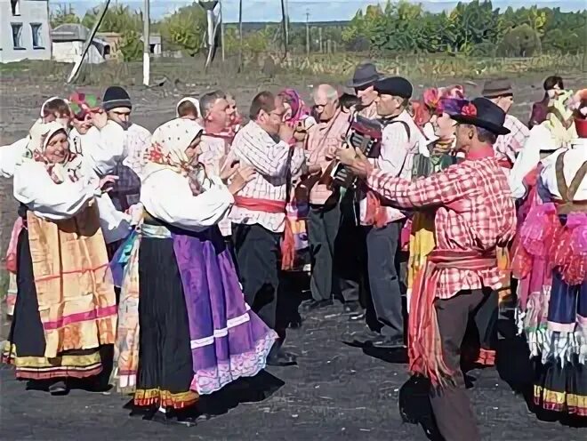 Где находится плехово в курской. Национальный костюм села плехово. Где находится плехово в курской. Где находится плехово в курской. Ансамбль тимоня плехово.