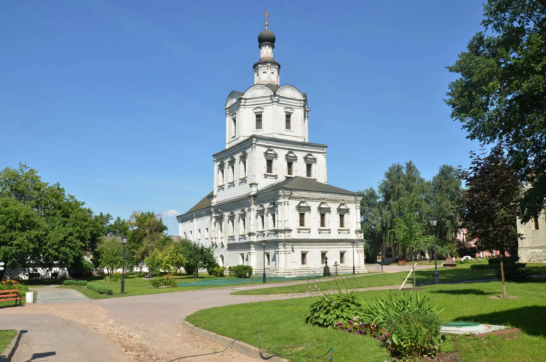 Летово храм архангела михаила. Храм Архангела Михаила в Москве. Храм Архангела Михаила в Летово. Храм Архангела Михаила на девичьем поле.