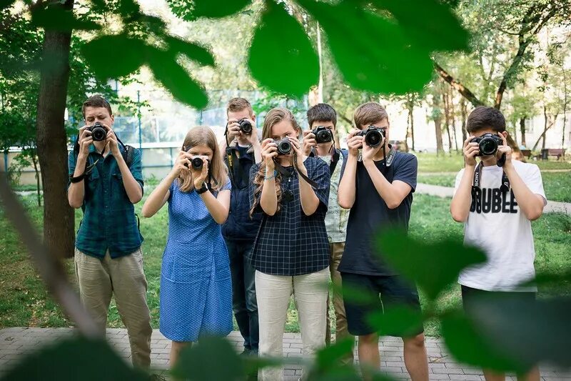 Фотокружок. Фотокружок для подростков. Фотокружок объектив. Кружок фотограф.