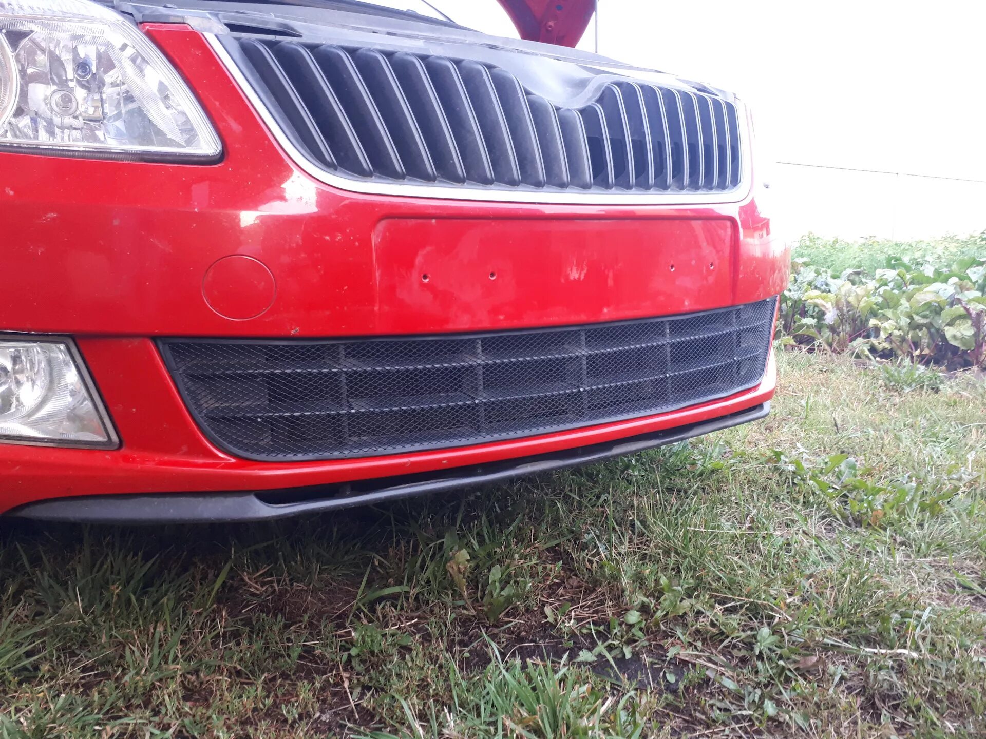 Как снять решетку радиатора шкода фабия 2 Решетка радиатора Skoda Fabia, Fabia купить по цене 1,593.75 руб. в autostrong