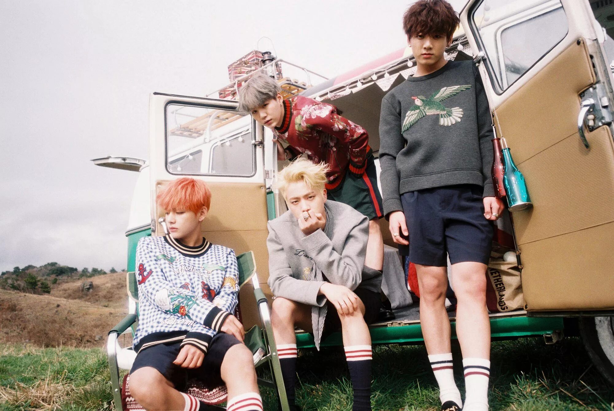 The most beautiful moment in life bts. Тэхен young forever. чимин юнг форевер. bts young forever. фотосессия бтс young forever.