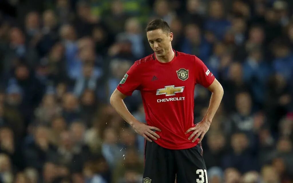 Тренер с детьми. Поддержать футболистов. Кай хаверц германия. Поддержать футболистов. Кай хавертц в сборной германии.