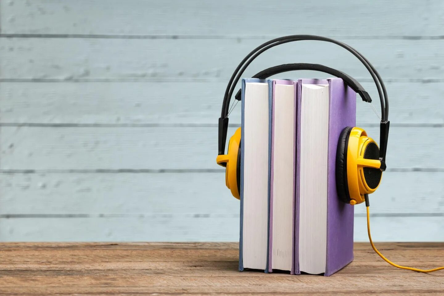 Какие аудиокниги слушают. Обложка подкаста. audiobook. аудиокниги логотип. аудиокнига рисунок.