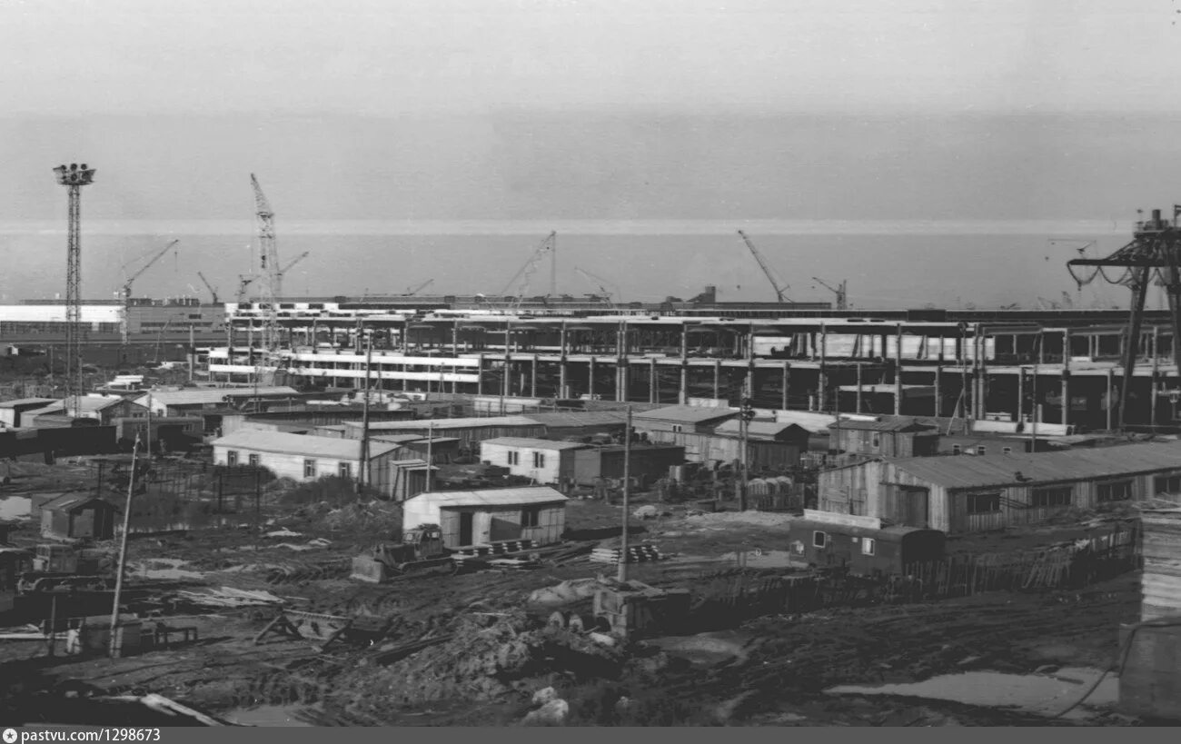 Синтез-каучук стерлитамак. Завод в тольятти 1966. Завод оэз тольятти. Завод тольятти 1967. Строительство завода тольятти.