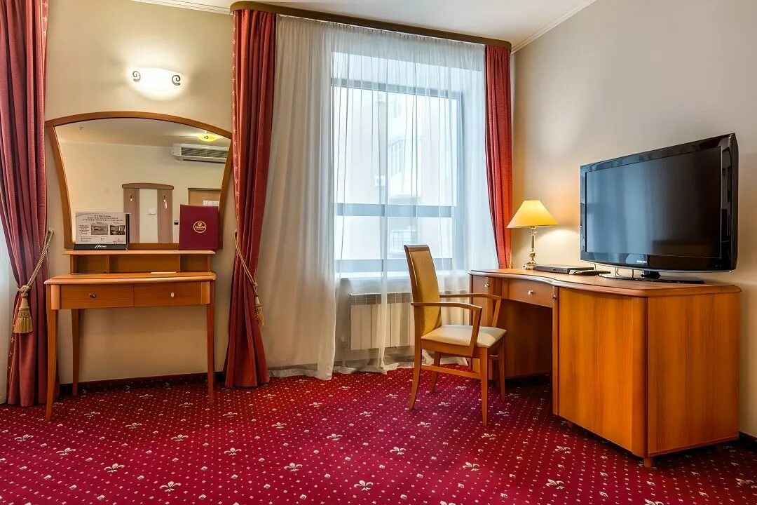 Ул советской армии 251 грин лайн. Самара гостиницы отзывы. Отель «smart hotel kdo» в тынде. Гостиница на улице солнечная. Гостиница ренессанс в самаре.