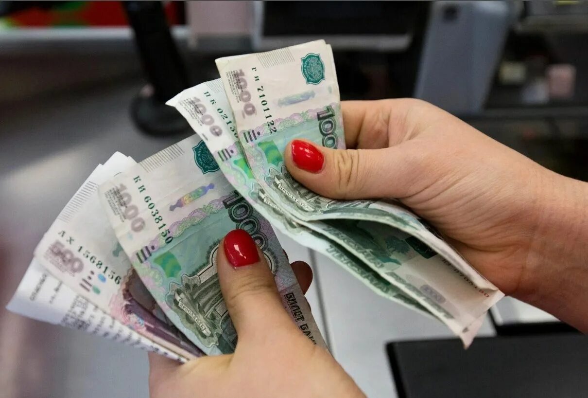 Деньги рубли. Наличные деньги. Деньги займ. Зарабатывать деньги. Про наличку.