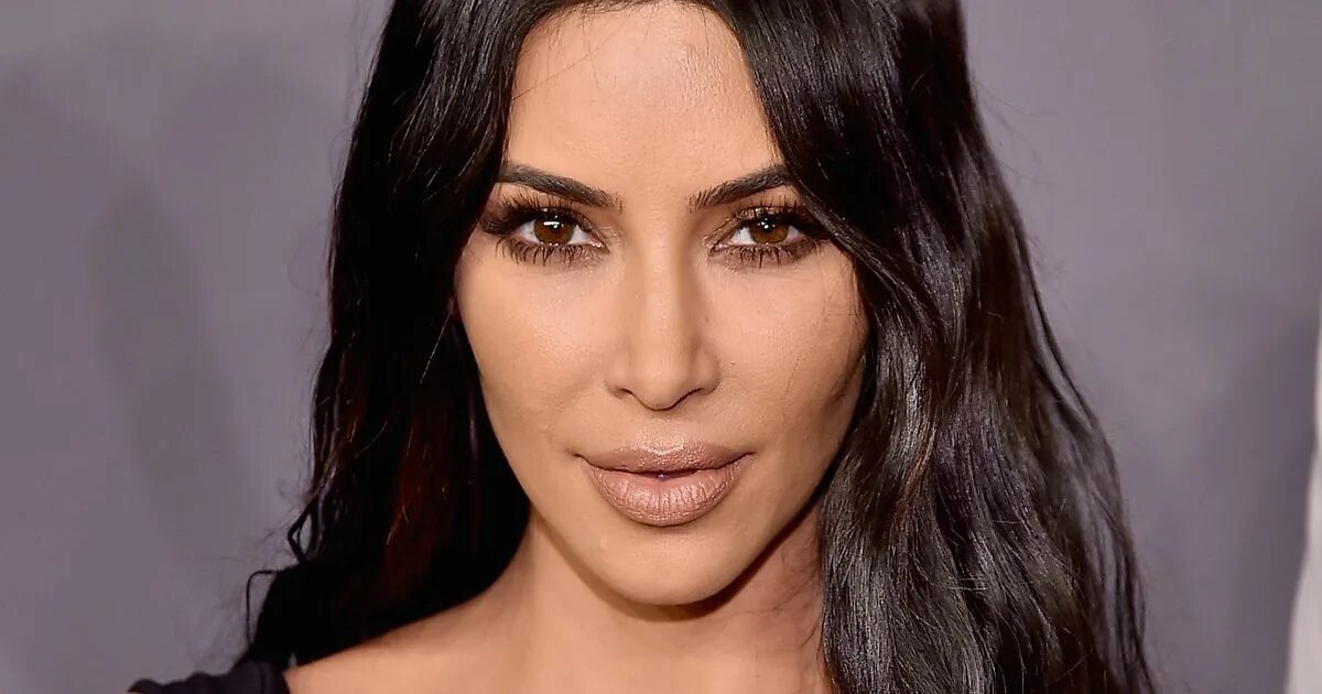 Kim kardashian 2006. Рейчел блэк. Kim kardashian. Kim superstars. Армянские красавицы кардашьян.