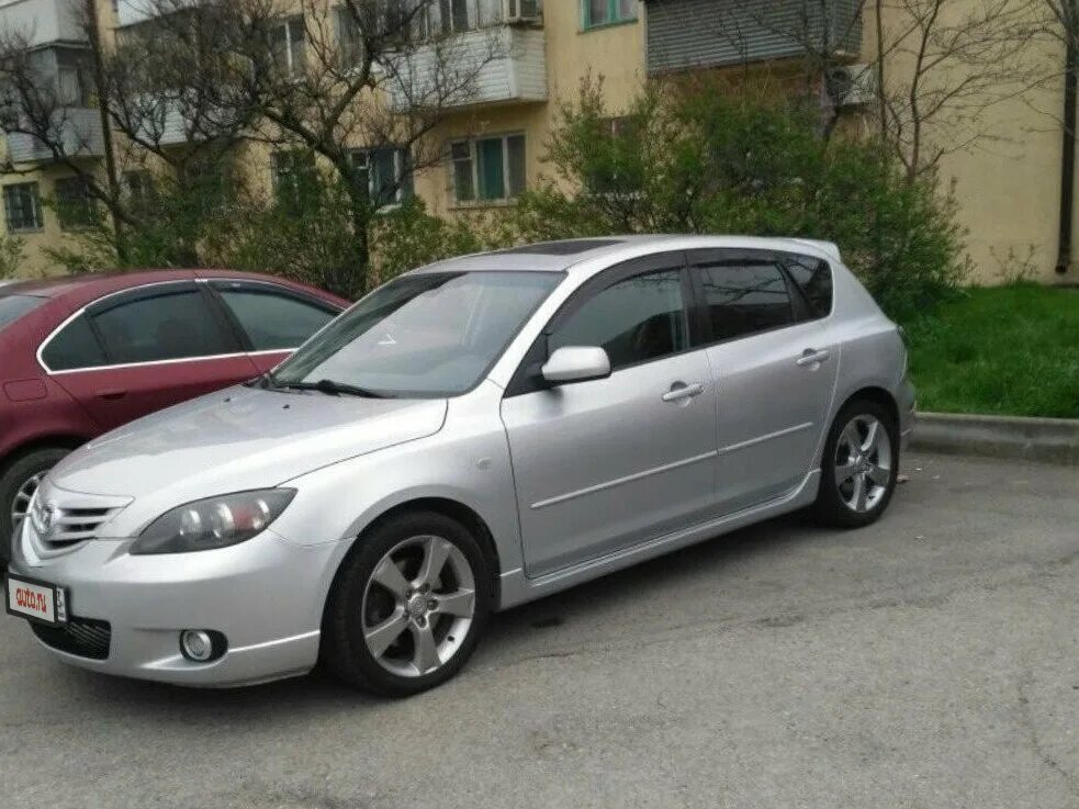 Куплю мазду 2003 год. Mazda 3 2003. Мазда 3 2007 серебристая. Мазда 3 БК седан серебристая. Мазда 3 хэтчбек серебристая.