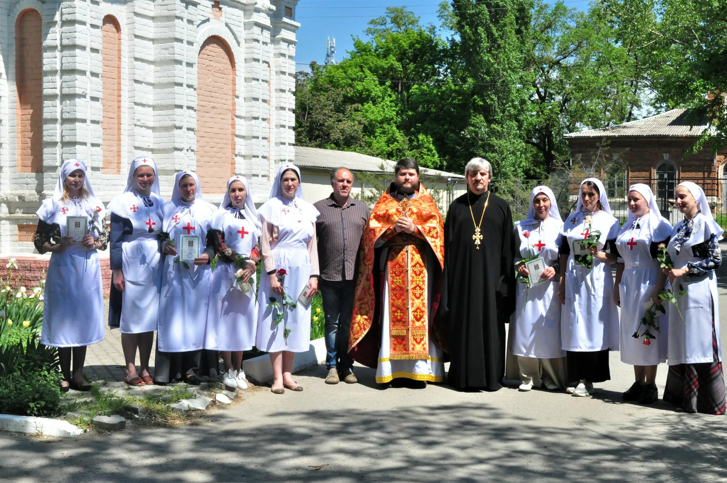 Больница старый оскол луки крымского сайт. Храм луки крымского в люблино.