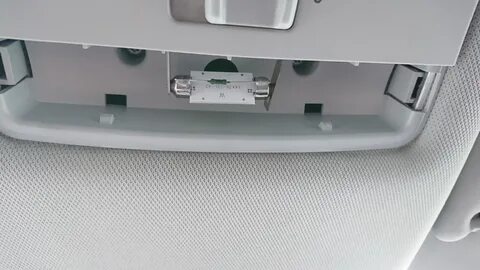 Поло лампочка в салон