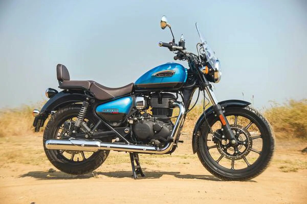 Роял энфилд 350. Royal Enfield Meteor 350. Royal Enfield Meteor 350 2021. Royal Royal Enfield Meteor. Метеор 350 мотоцикл.