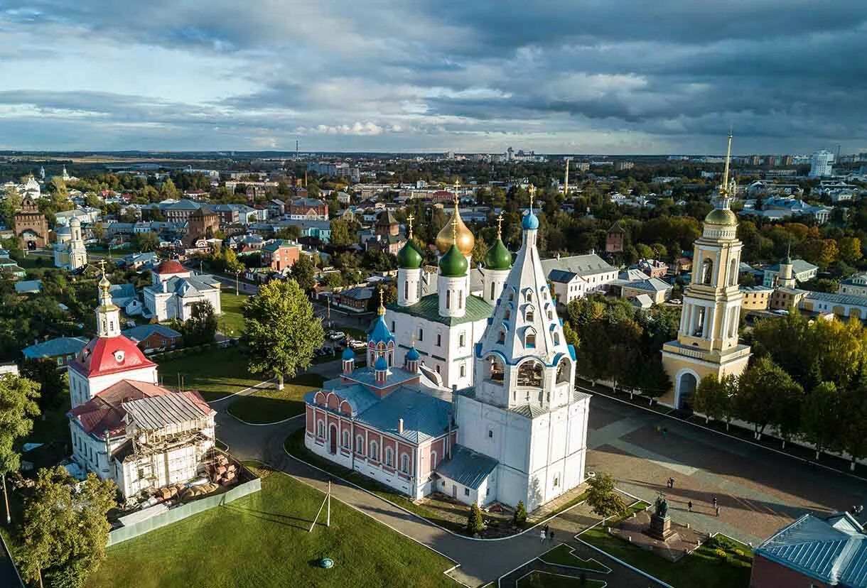 Куда сходить в звенигороде. Красивые города Подмосковья. Хорошие и красивые города Подмосковья. Звенигород достопримечательности. Лучшие города Подмосковья.