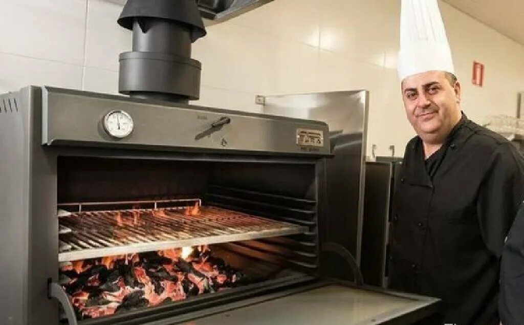 Что такое хоспер в ресторане. Гриль-печь josper. гриль печь хоспер. хоспер джаспер. дровяная печь хоспер.