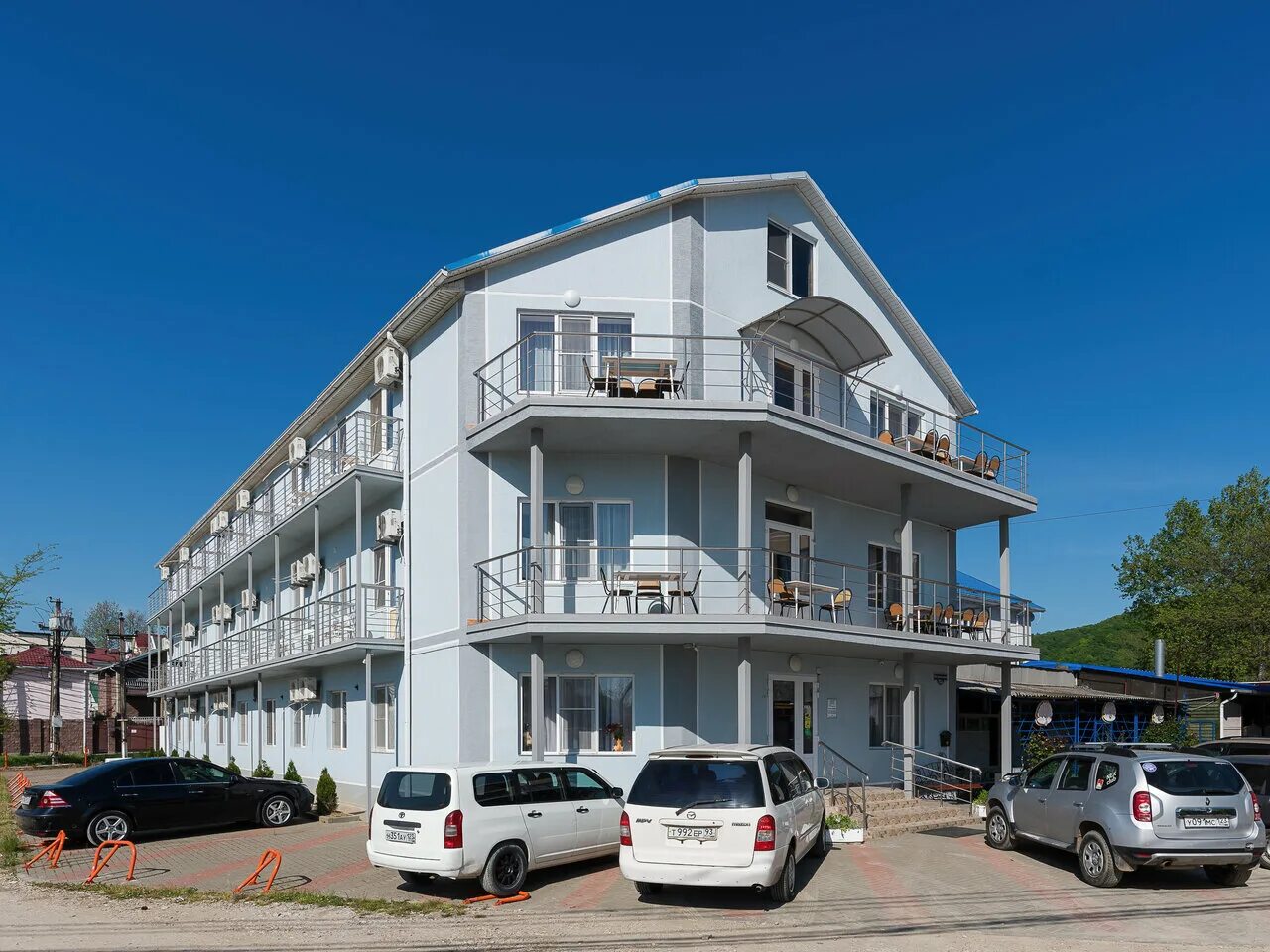 самоцвет санаторий лагерь. санаторий самоцвет свердловская область. абхазия гостиница жемчужина гагра. поселок жемчуг. жемчуг жилье.