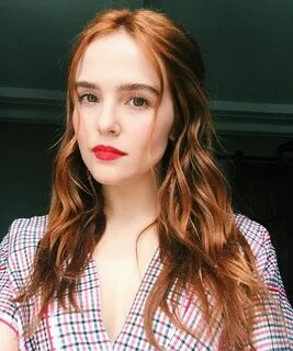 Zoey Deutch Hair, Red hair, Redhead hairstyles.