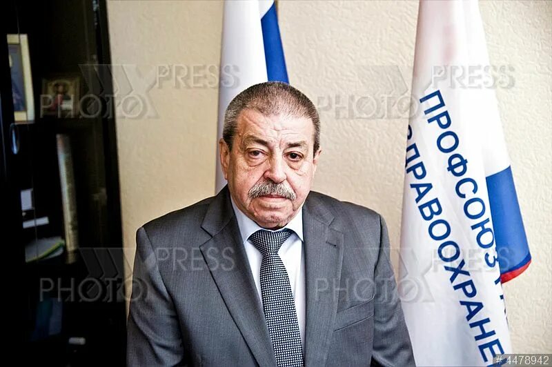 Кузьменко михаил владимирович. Кузьменко михаил михайлович. Домников анатолий иванович. Анатолий домников профсоюз фото. Домников профсоюз здравоохранения.