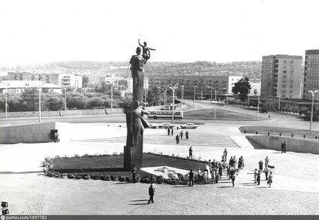 9 мая 1966 года памятник
