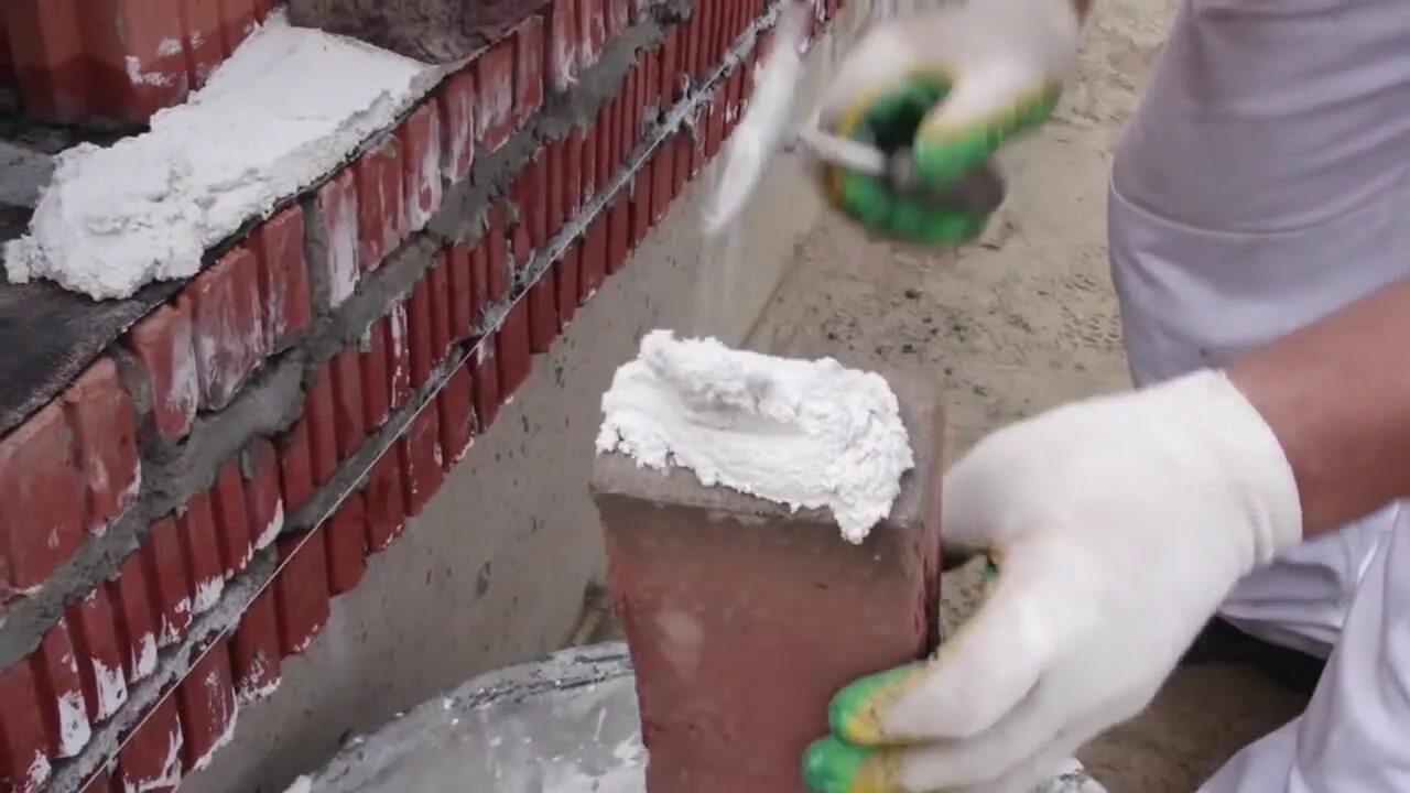 Как сделать цемент для кладки кирпичей. Кладочный раствор quick-mix. кирпичная кладка на известковом растворе. известковый раствор для кладки кирпича. краситель для раствора кирпичной кладки белый.