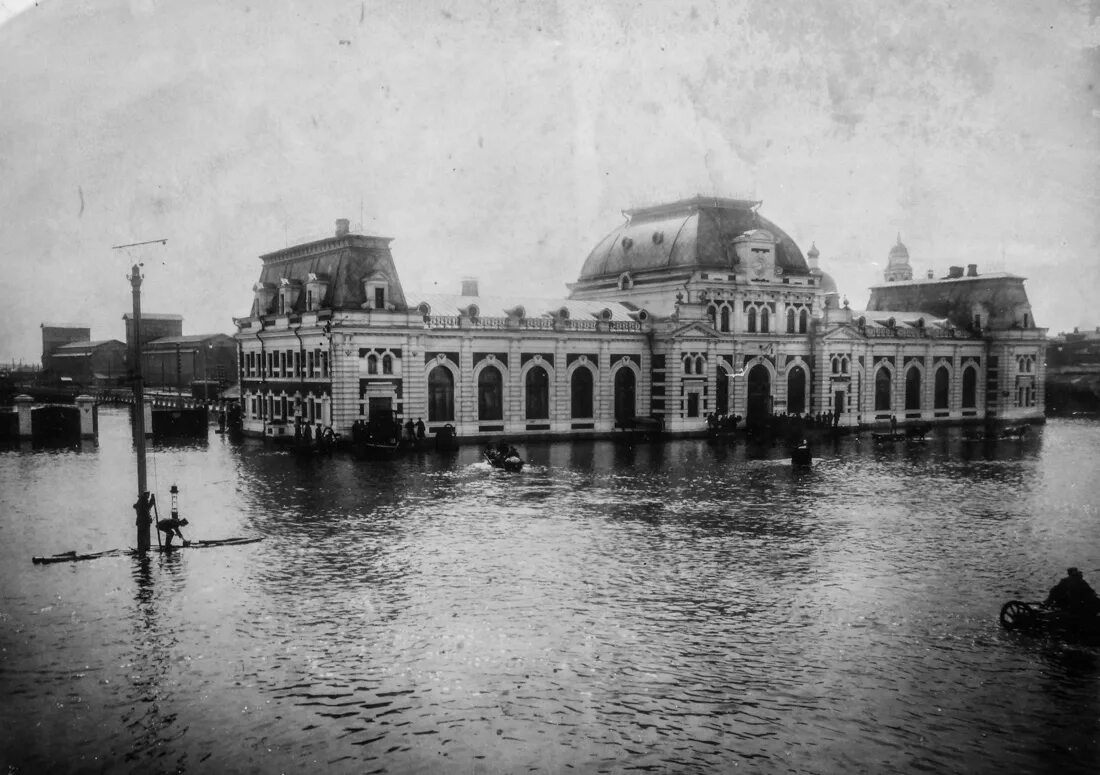 1908 год в истории. Наводнение в москве 1908 года. наводнение в москве 1908 павелецкий вокзал. павелецкий вокзал наводнение 1908 года. павелецкий вокзал 1908 год.