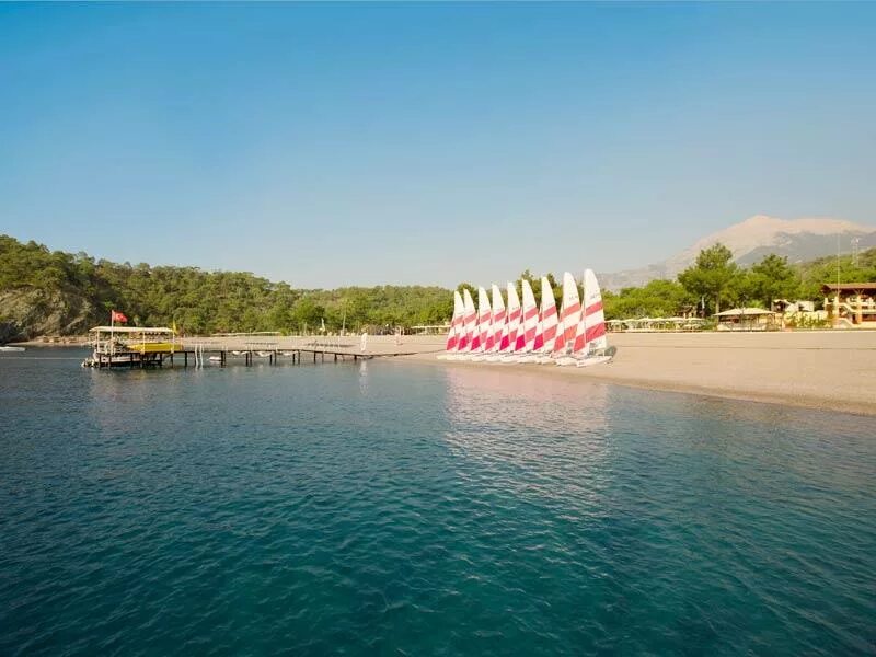 Робинзон чамьюва. Робинзон кемер турция. robinson club camyuva 5*. отель робинзон кемер. robinson club пляж кемер.