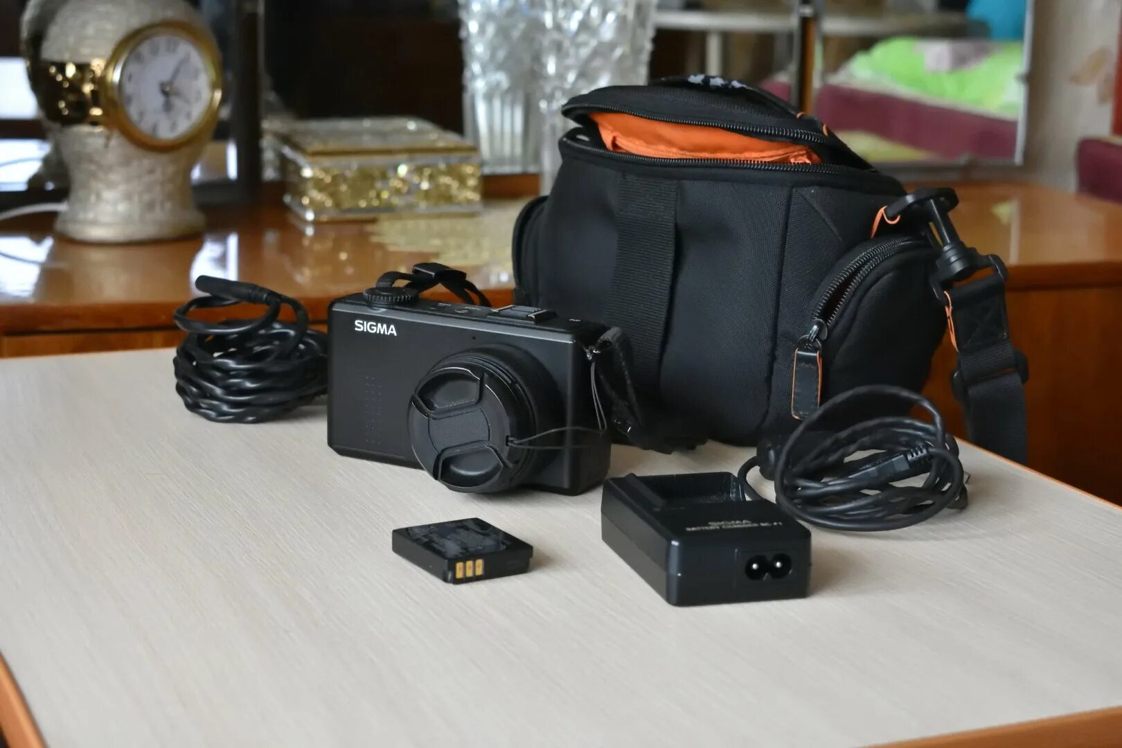 Sigma dp2 Merrill. Продажа фотоаппарата. Авито фотоаппарат. Фотоаппараты авито компактные.