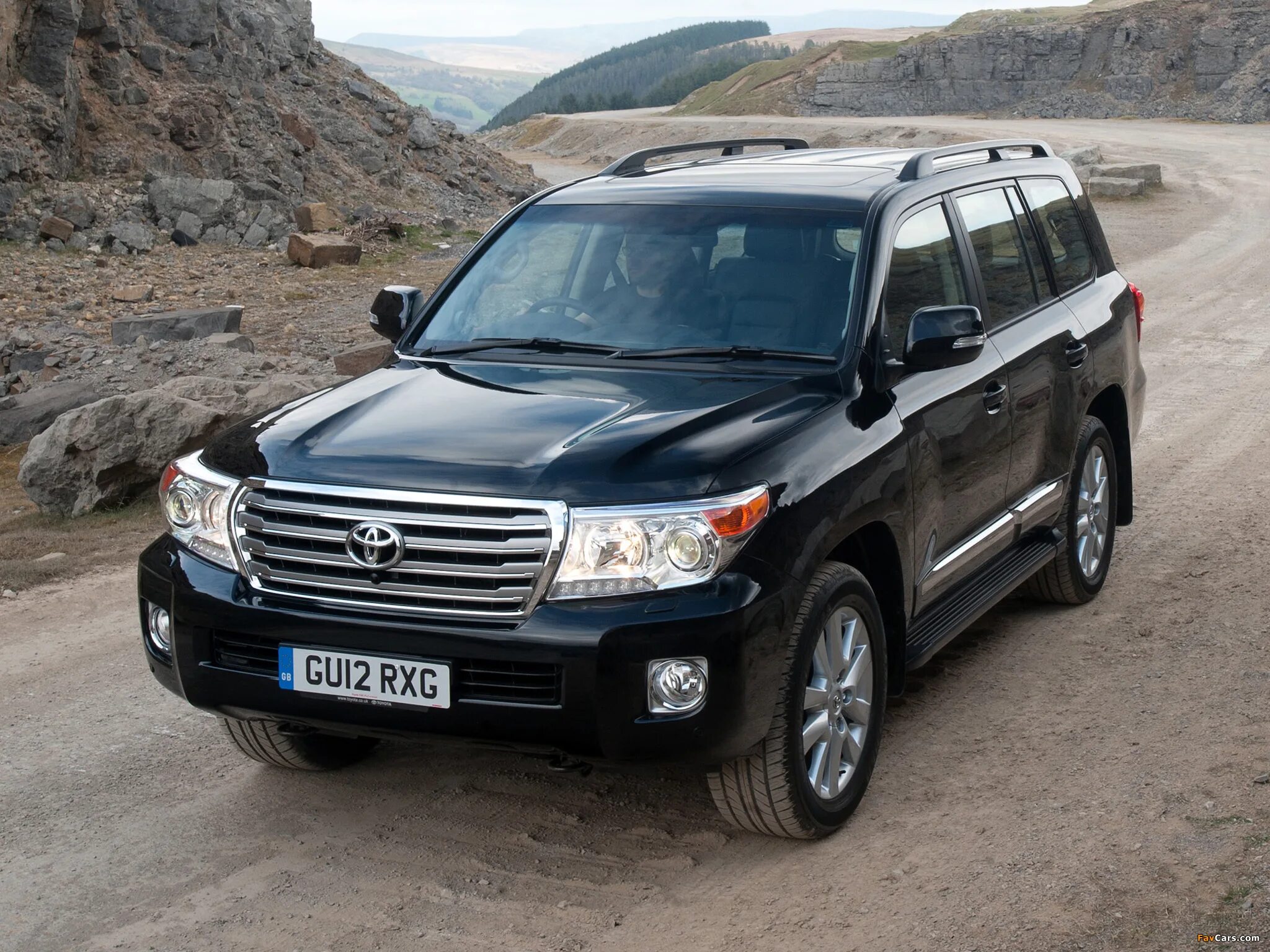 Тойота ленд Крузер 200. Toyota Land Cruiser 200 v8 200. Тойота Land Cruiser 200 2012. Toyota Land Cruiser v8 2020. Ленд крузер казахстан купить