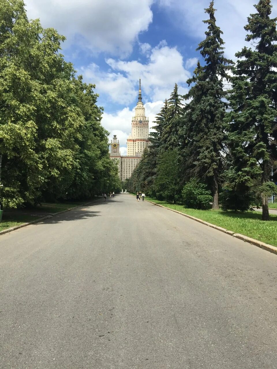 Канал мгу. Факультет телевидения МГУ. ВШТ МГУ. МГУ Телевидение. Высшая школа телевидения МГУ здание.