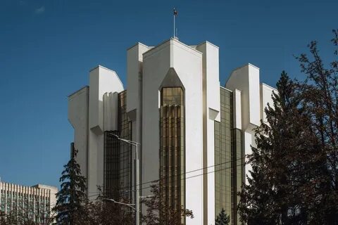 Здания производили впечатление величия
