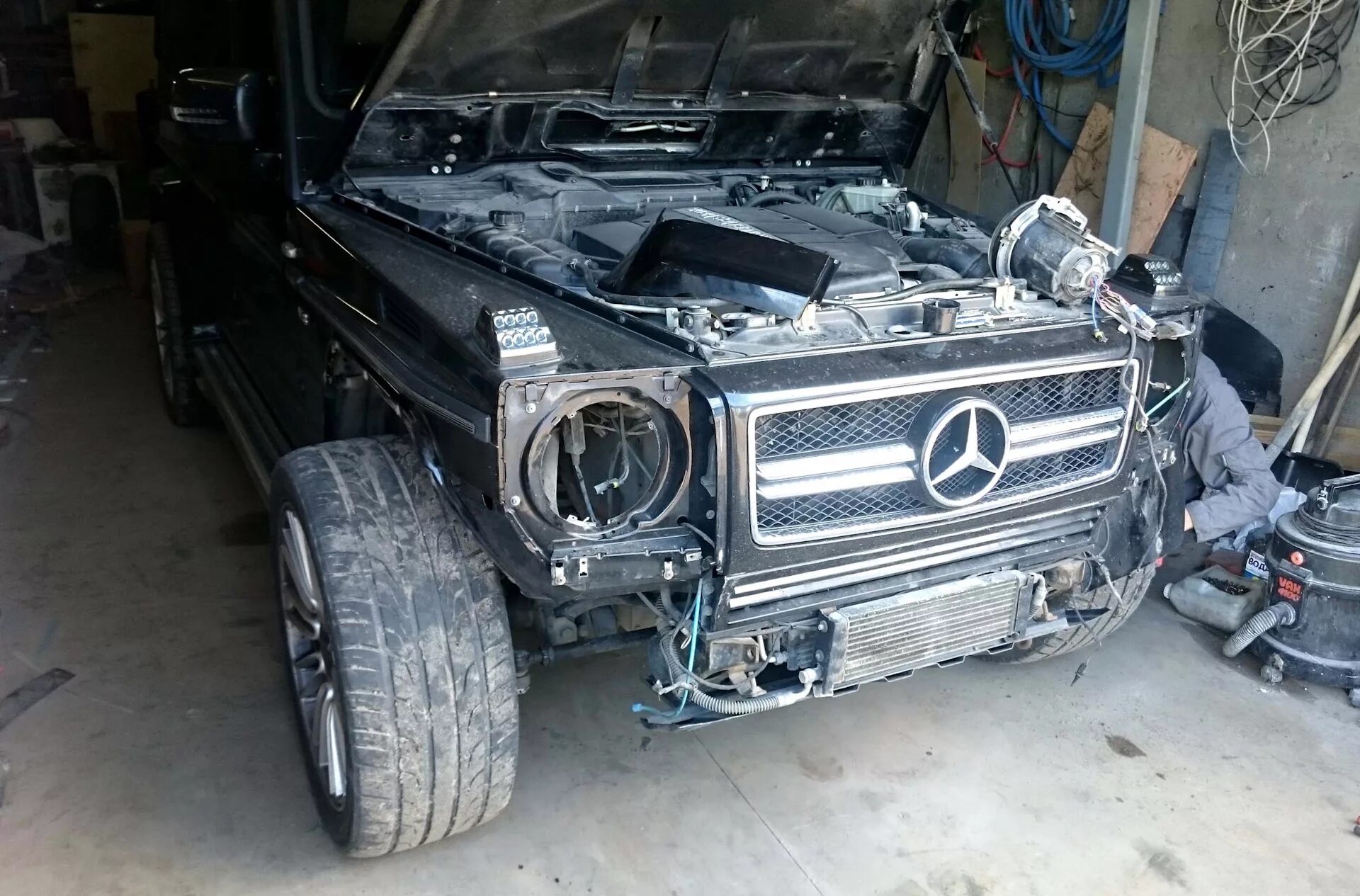 Гелендваген как снять фару Замена фар головного света на светодиодные Mercedes-Benz G-Class (W463), 3,2 л