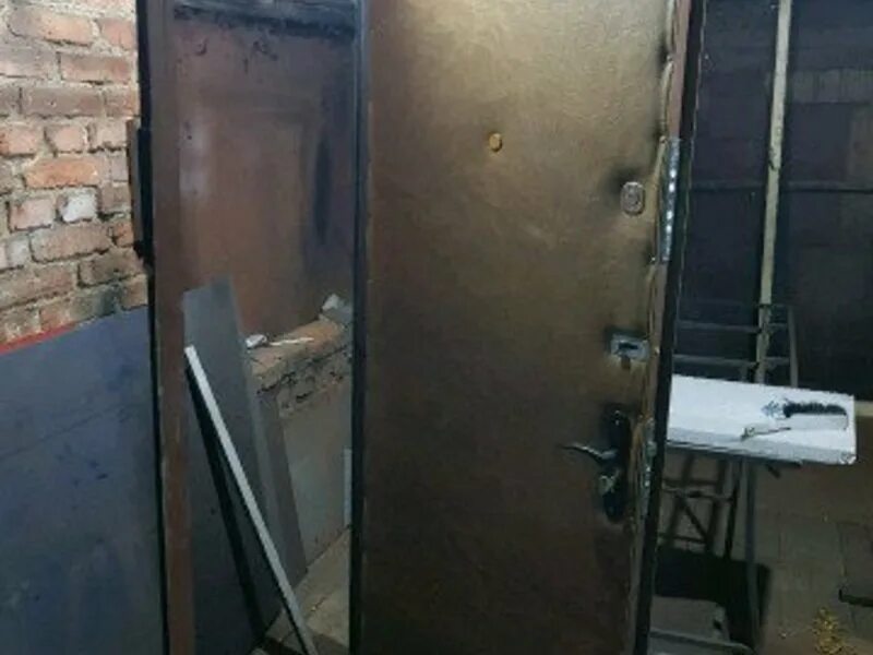 Сейф двери входные двери. Входные двери вязьма. Стальная дверь: "ск-1г". Термодверь входная алмаз цефей термо. Дверь рим входная тмк.