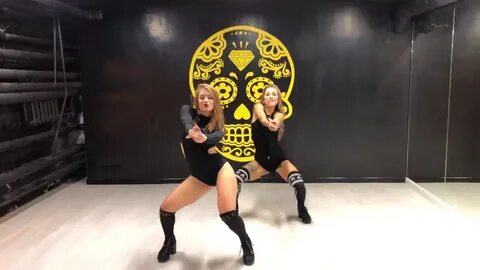 Blue twerk any