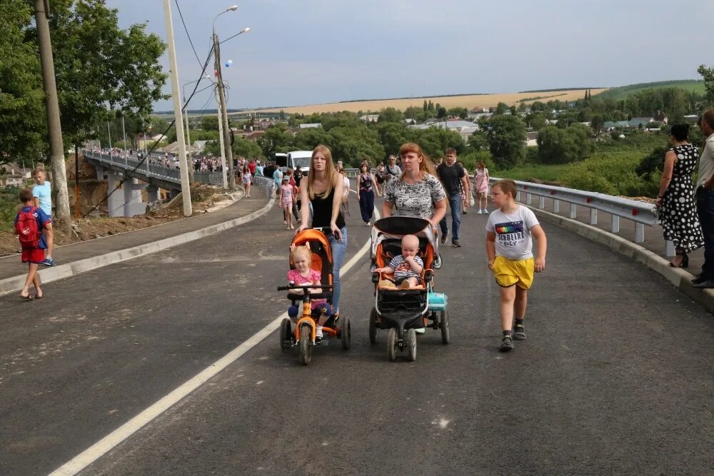 Беломестненский мост Ливны. Ливны Орловская область население. Погода в Ливнах. Ливны Орловская область развлечения.