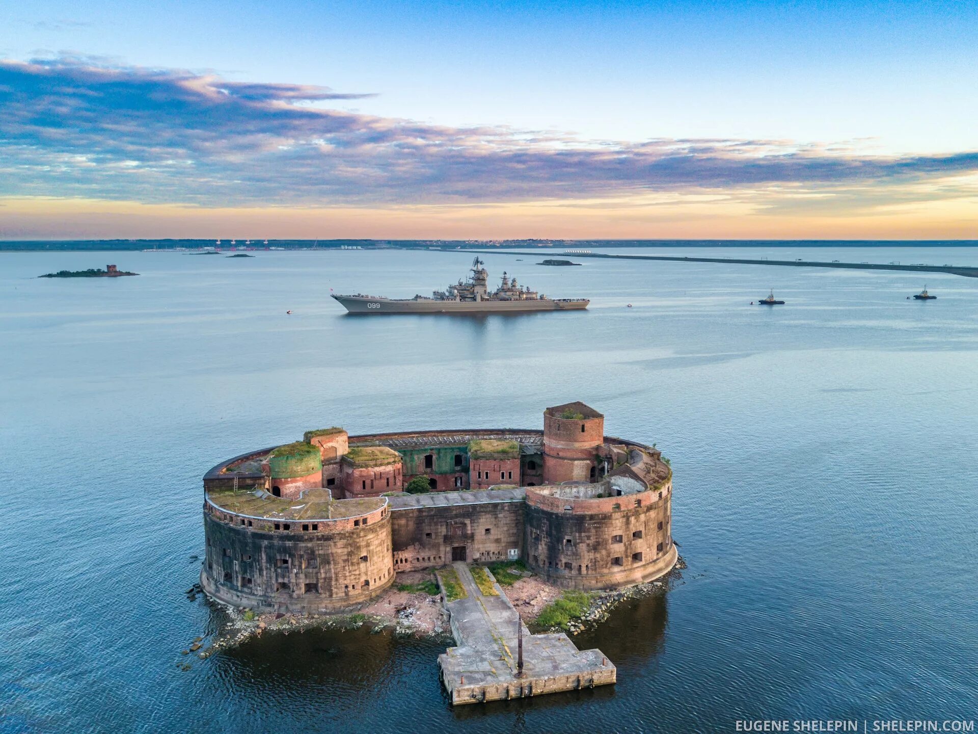 Кронштадтская крепость кронштадт. Чумной форт в кронштадте. Крепость кронштадт санкт петербург. Кронштадт форт александр чумной. Форт император александр 1 в кронштадте.