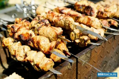 Сколько нужно шашлыка на 12 человек