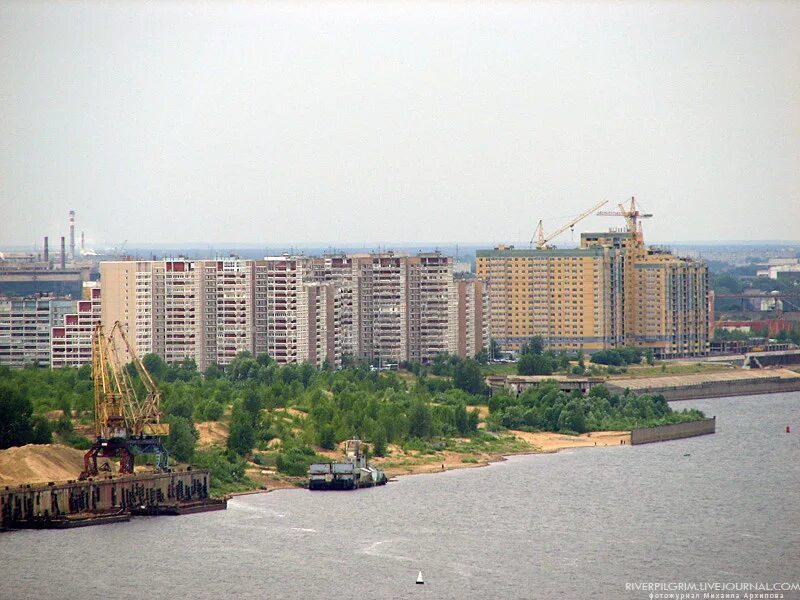 Дом на мещере. Волжская набережная Нижний Новгород Мещера. Микрорайон Мещерское озеро Нижний Новгород. Канавинский район Мещерское озеро. Мещерское озеро Нижний Новгород Канавинский район.