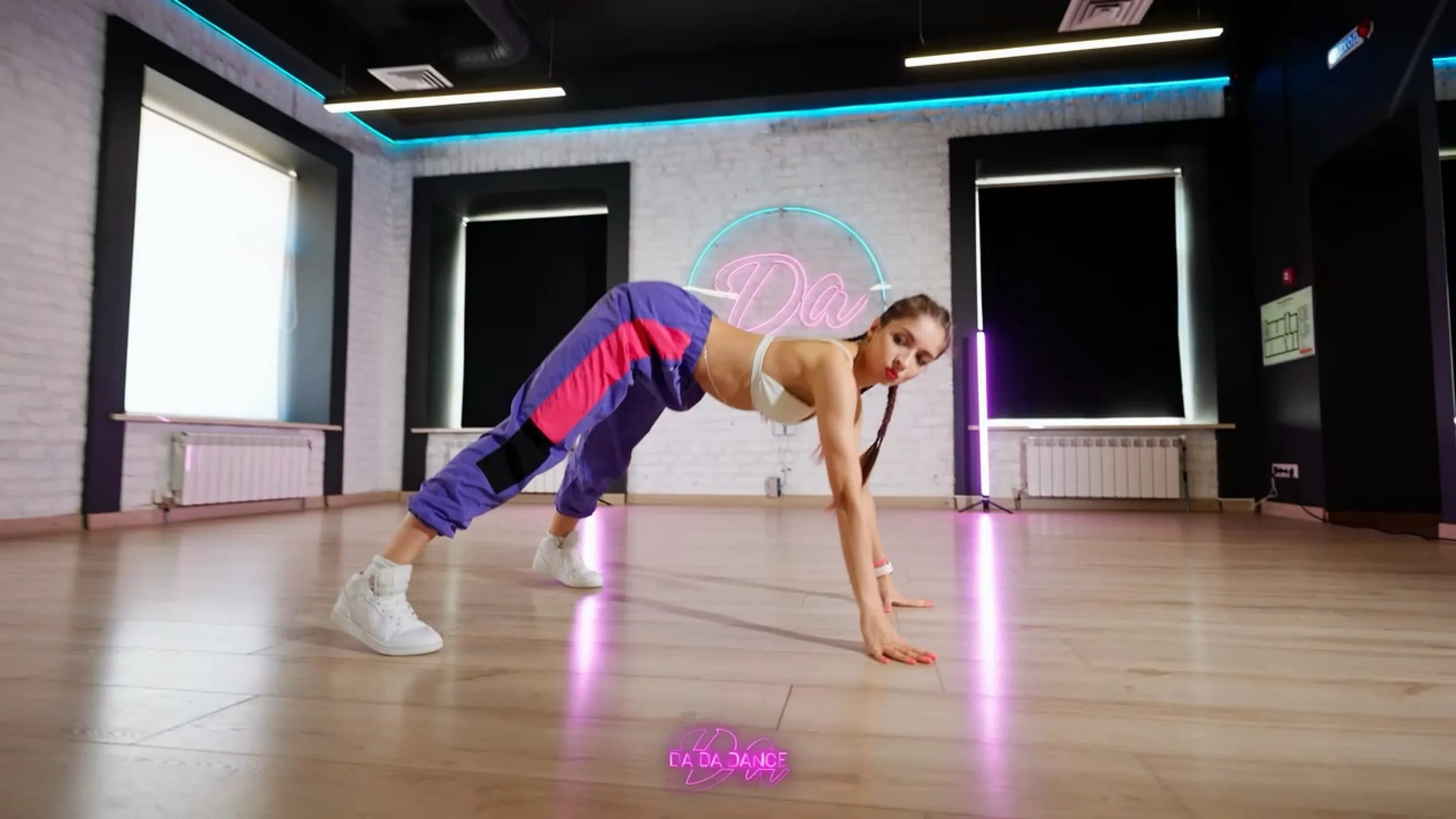 Girly hip hop танцы. Танцевальные коллективы хип хоп. Girly hip hop танцы. Герли хип хоп танец. Girly hip hop танцы.