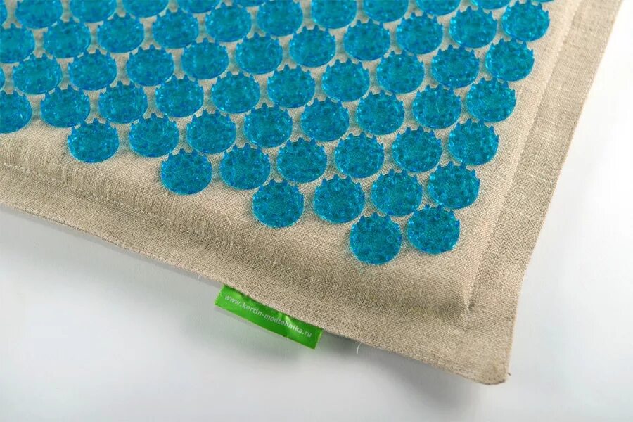 массажный валик тибетский аппликатор (аппликатор кузнецова) красный. аппликатор кузнецова тибетский зеленый. аппликатор кузнецова 41 на 60. тибетский массажер аппликатор кузнецова. колючки для спины.