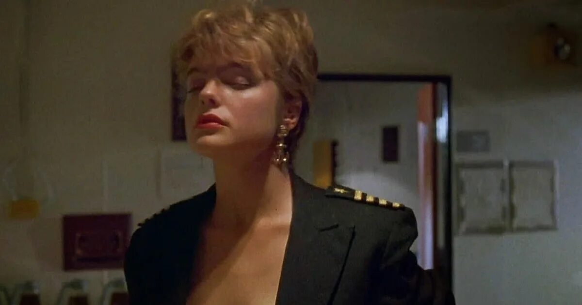 Эрика элениак. Эрика элениак. Жена в осаде. Жена в осаде. В осаде фильм 1992 эрика элениак.