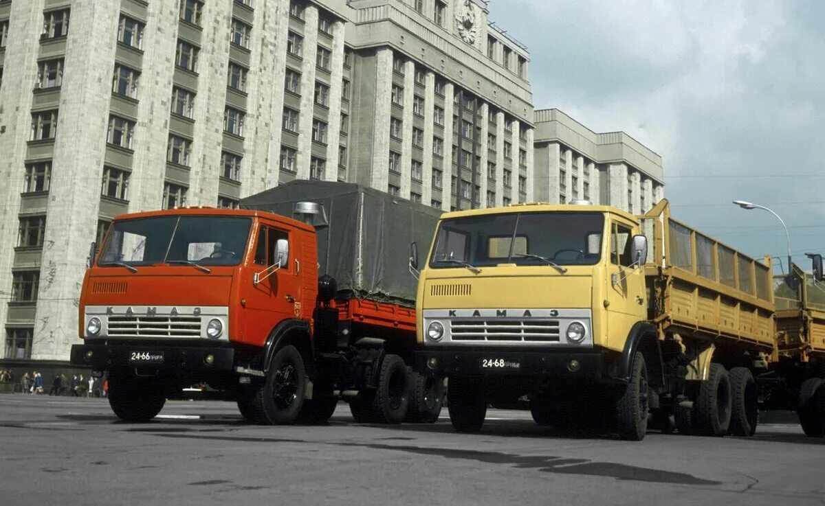 Автомобили камаз 1. КАМАЗ 5320 СССР. КАМАЗ Советский 5320. Первый КАМАЗ 5320. КАМАЗ 1974.
