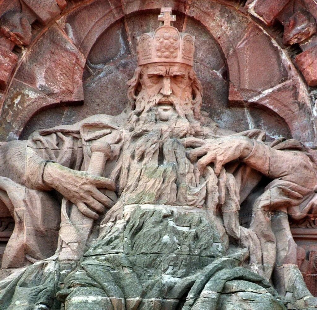 Германский император барбаросса. Рутгер хауэр барбаросса. Памятник фридриху барбароссе. Фредерик 1 барбаросса. Сердар дениз.