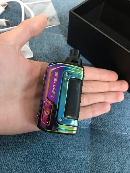 Бокс-мод geekvape aegis l200 200w. Aegis легенда 2. Geekvape l200 aegis legend 2. Аегис обелиск. Аегис синий.