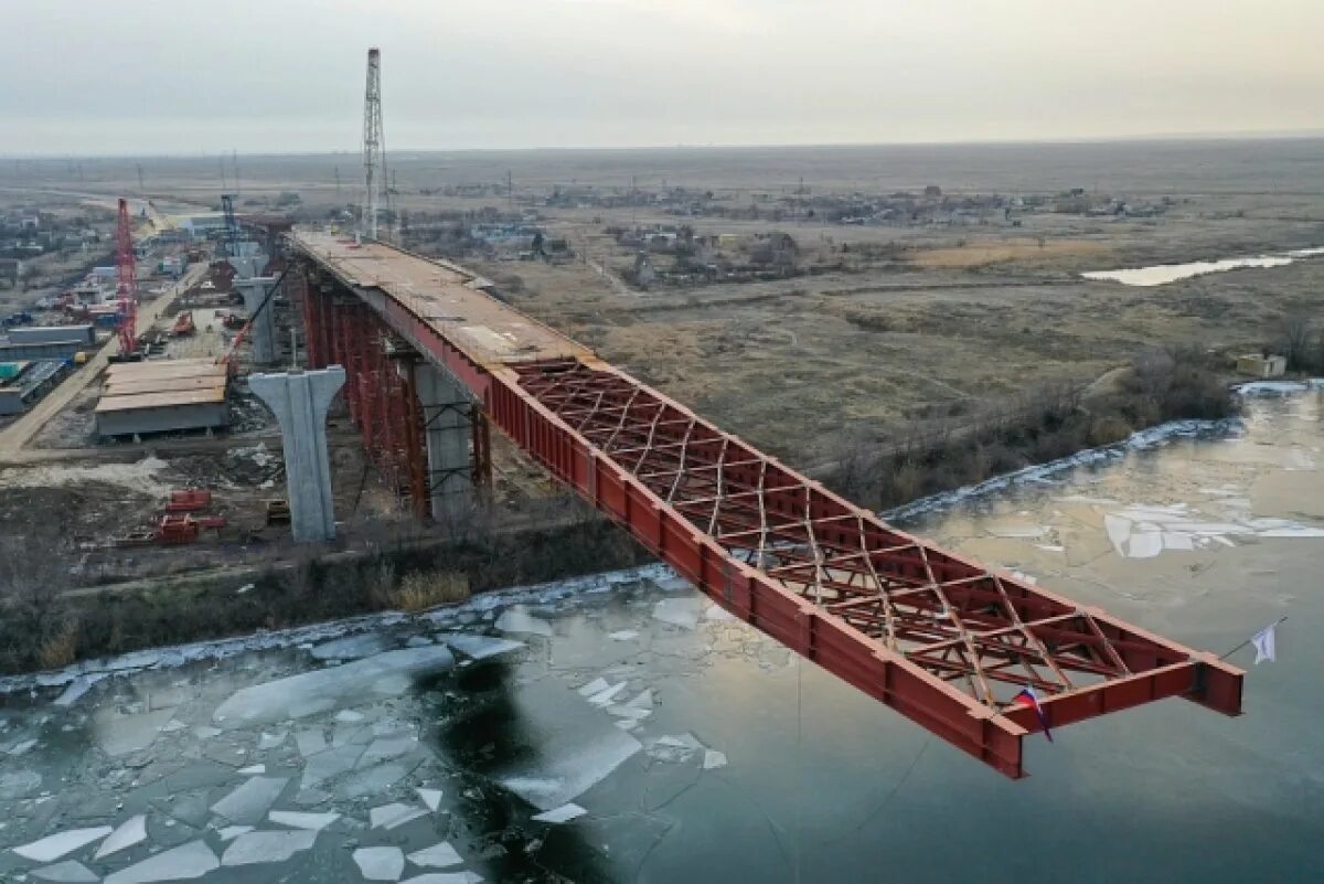 Волго Донской канал Волгоград мост. Мост через ВДСК надвижка. Мост через Волго-Донской судоходный канал. Мост через ВДСК Красноармейский район.