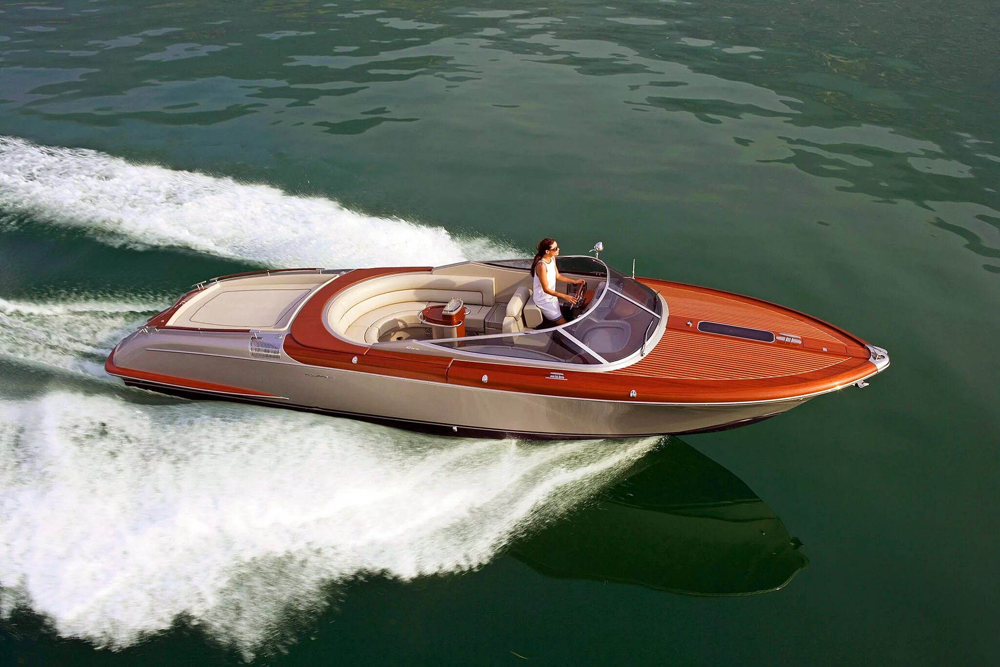 Комбинированная лодка. Катер Riva Aquariva super. Riva 33 Aquariva super. Яхта Riva Aquariva super. Riva Hoop катера.