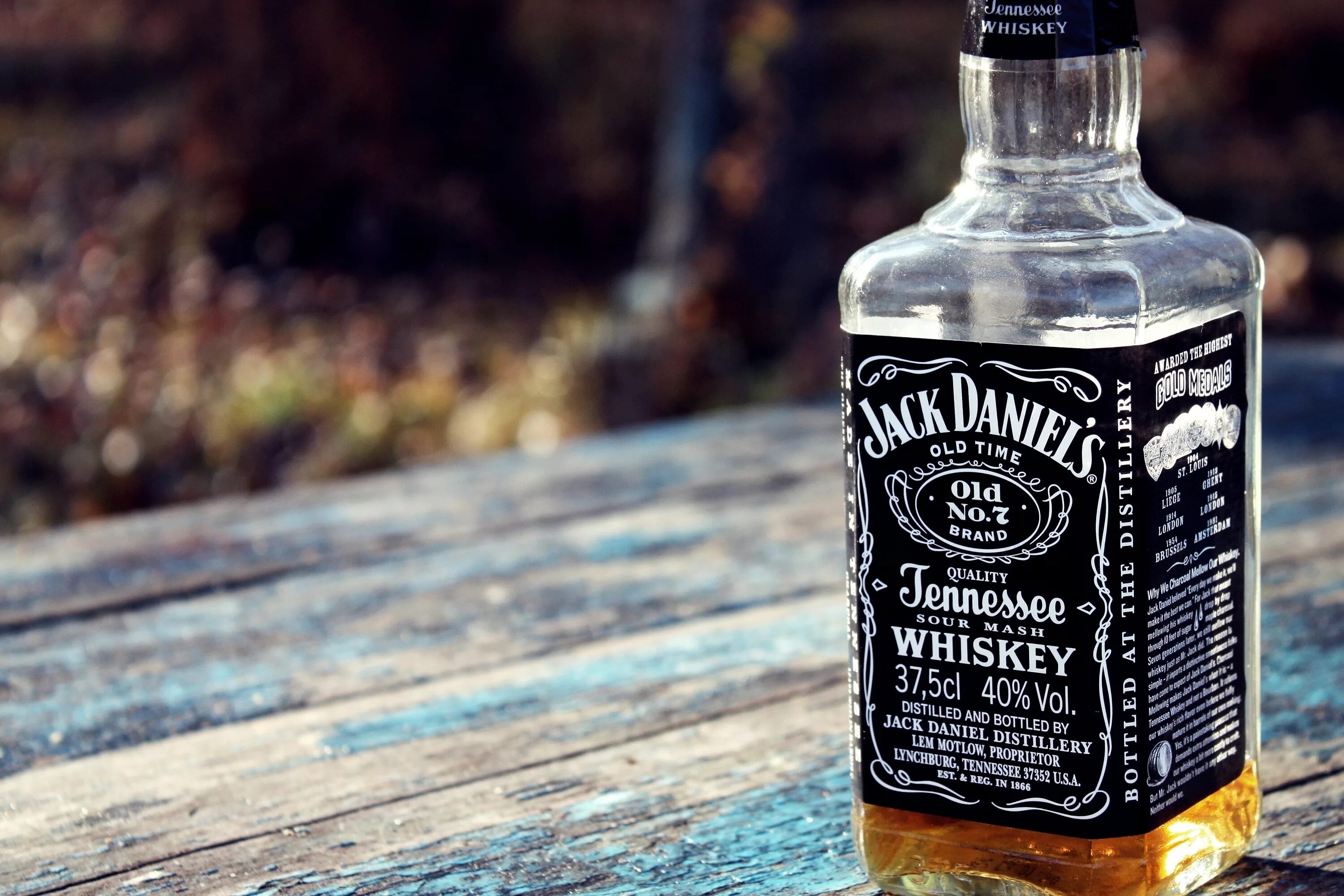 Бутылка виски. Виски Джек Дэниэлс. Алкоголь виски Джек Дэниэлс. Американские виски Джек Дэниэлс. Напиток Джек Дэниэлс.