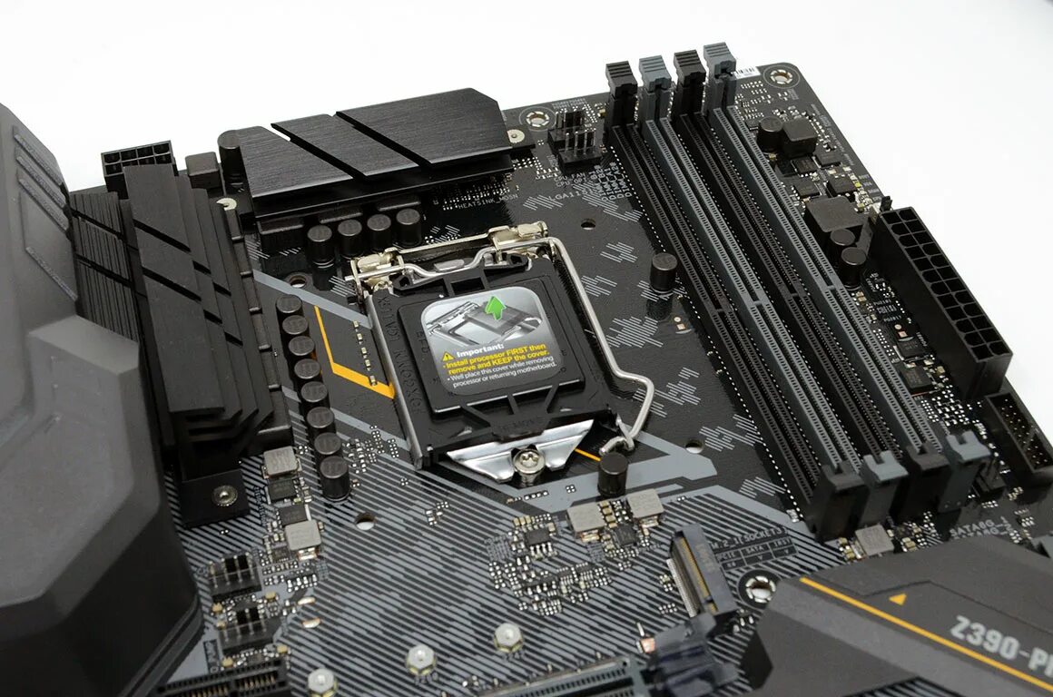 Asus z390 plus gaming. ASUS TUF z390-Pro. ASUS TUF z370. GTX 1660 ti ASUS TUF. ASUS Sabertooth z390.