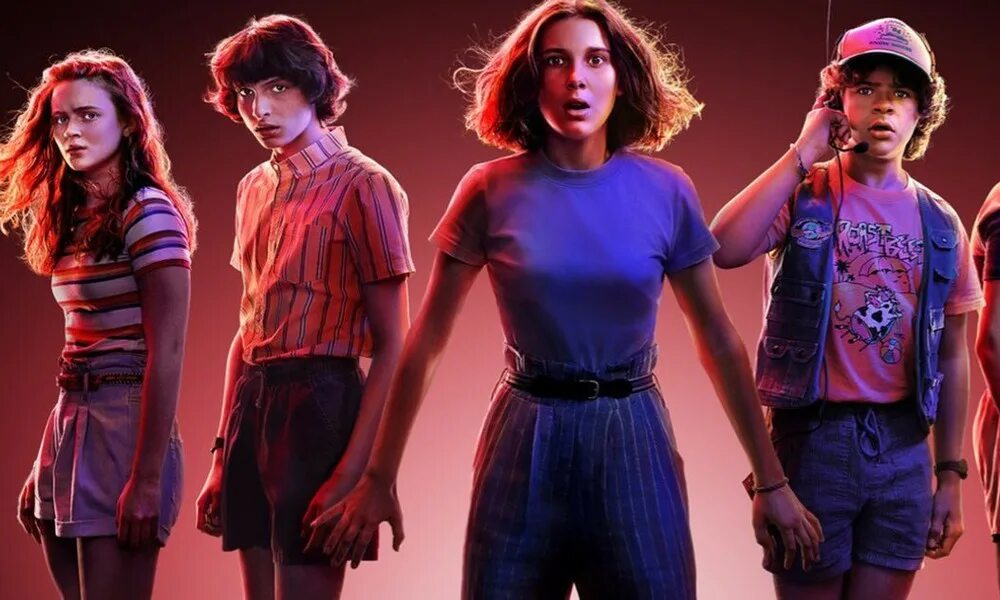 Парни из осд. Сьюзи очень странные дела 4 сезон. сериалы нетфликс 2025. оди очень странные дела 4 сезон. осд герои сериала.