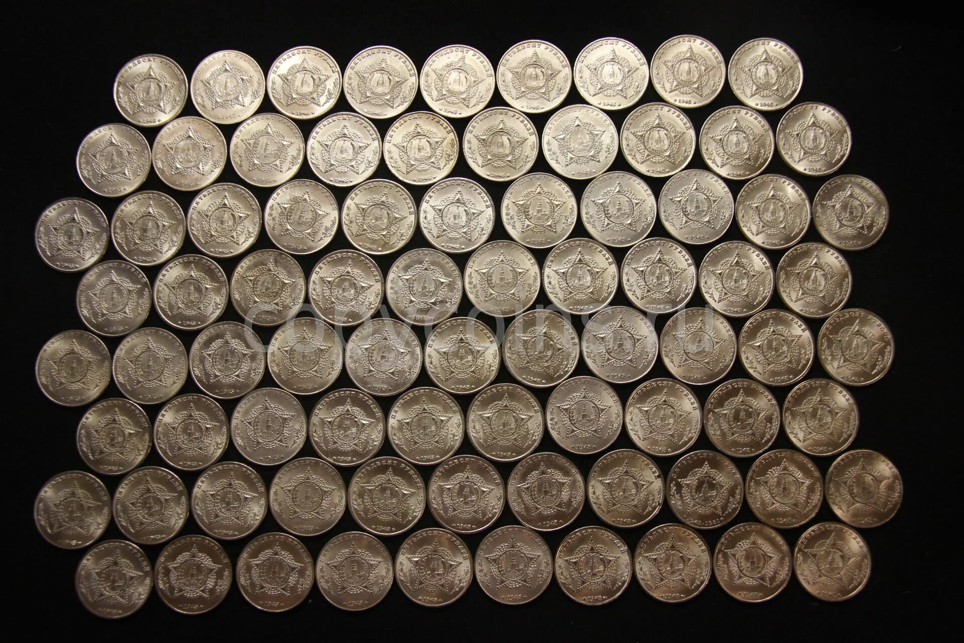 Блокада монет. Танки СССР коллекция монет 72шт. Коллекция монет военные 19 шт. Коллекция монеты Российской 1941 1945. Коллекция монет в музее Британии.