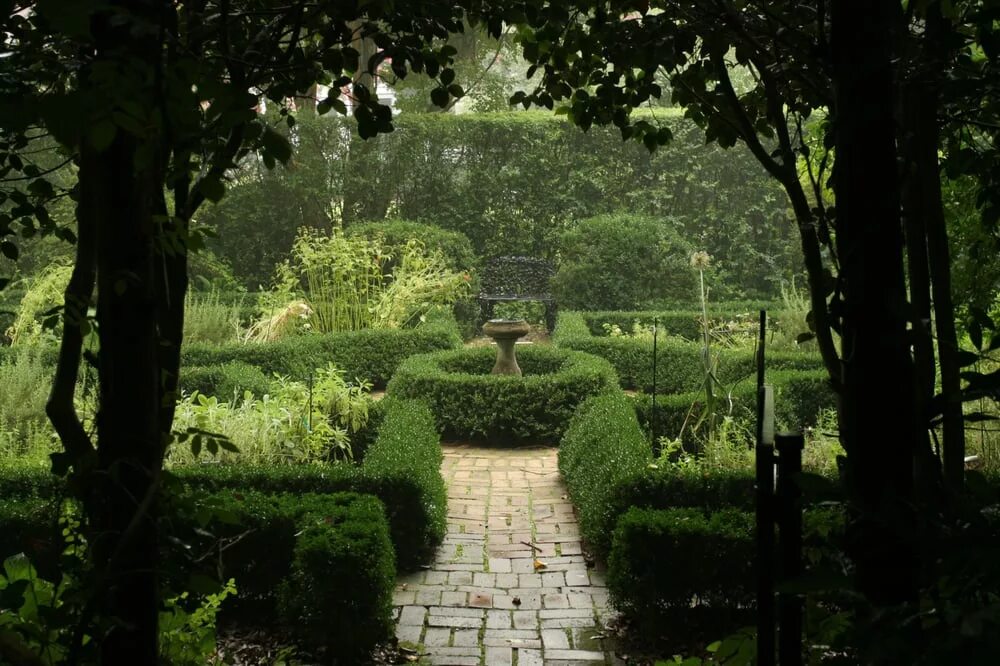 мистический сад фэнтези. секретный сад. загадочный сад. красивый сад. мерге гарденс таинственный сад.