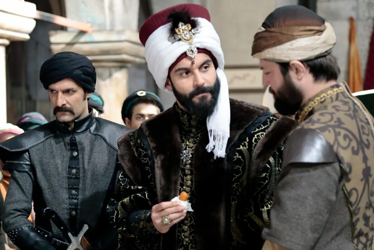 Султан моего сердца 1 сезон 12 серия. Есть ли продолжение султана моего сердца. Турецкий сериал анна и махмуд. Есть ли продолжение султана моего сердца. Али эрсан сериал султан моего сердца.