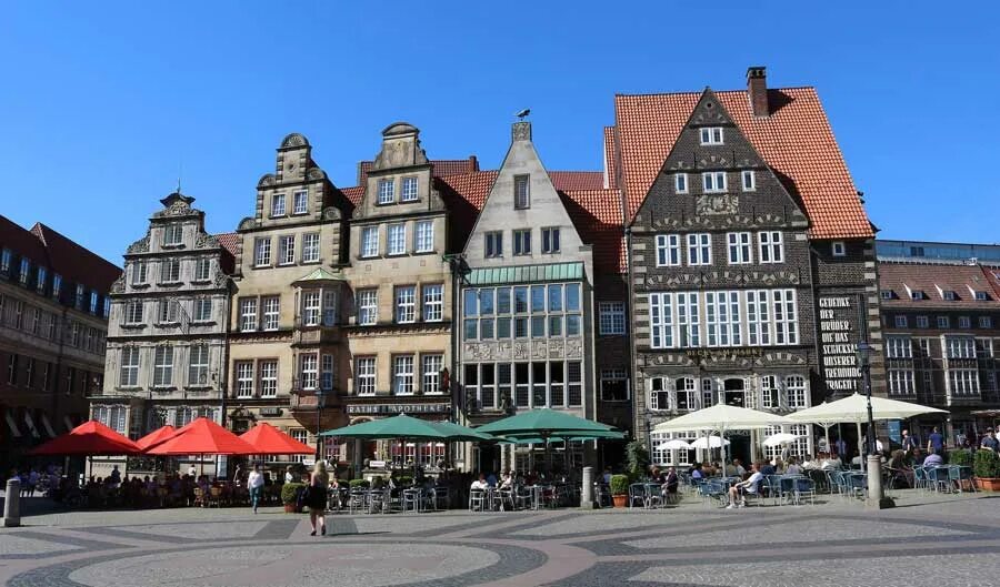 City squares in bremen. Альстер гамбург. Бремен. Альстер гамбург. Берлин в средние века.